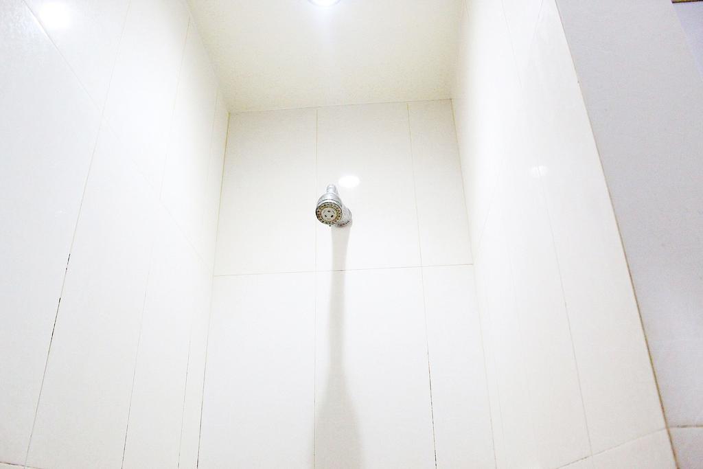 Klinpod Hotel Jakarta Buitenkant foto