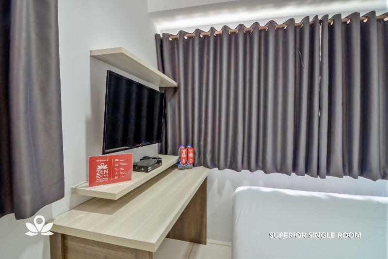 Klinpod Hotel Jakarta Buitenkant foto