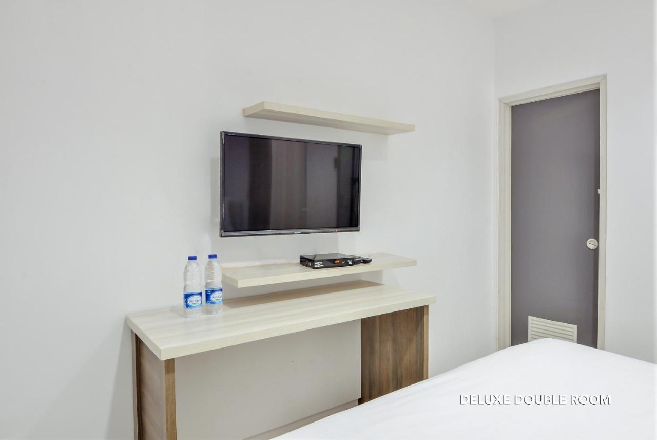 Klinpod Hotel Jakarta Buitenkant foto