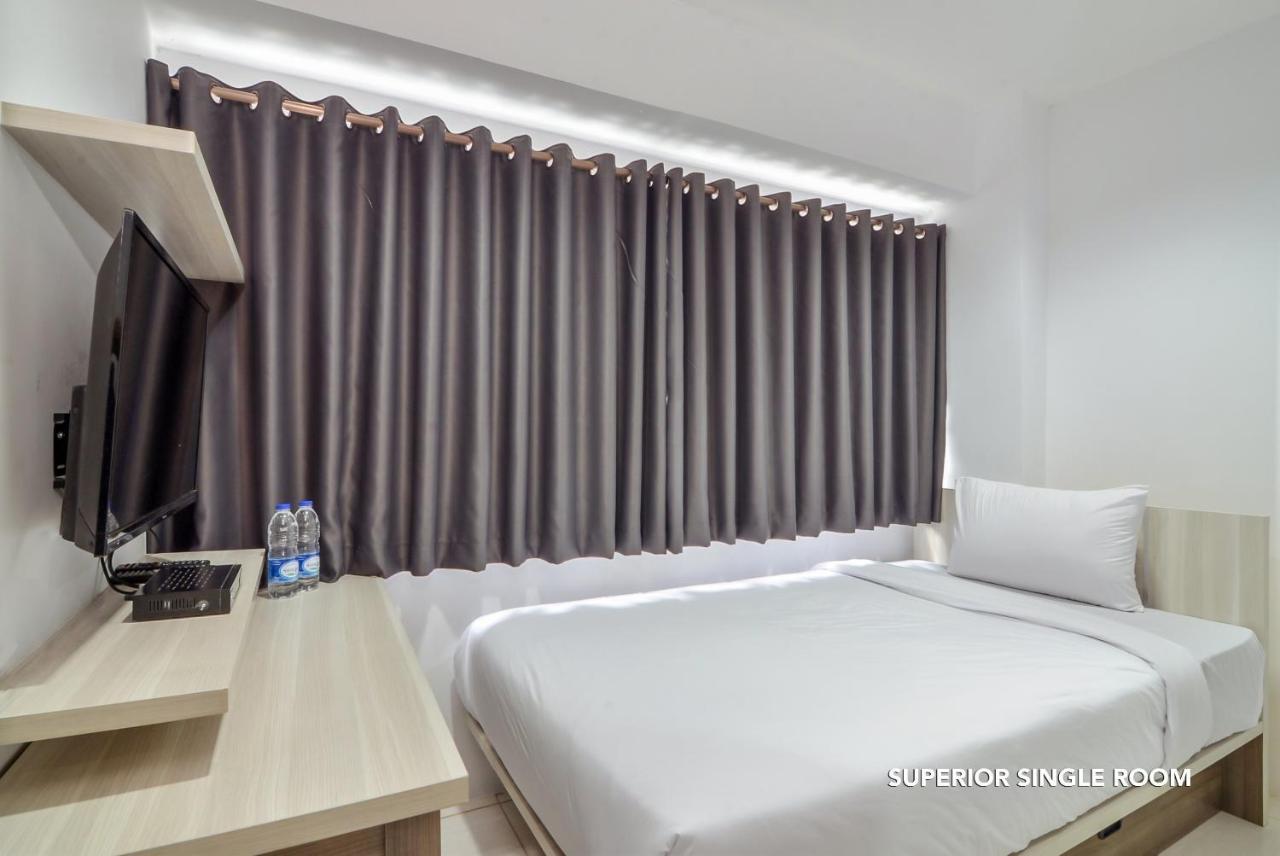 Klinpod Hotel Jakarta Buitenkant foto