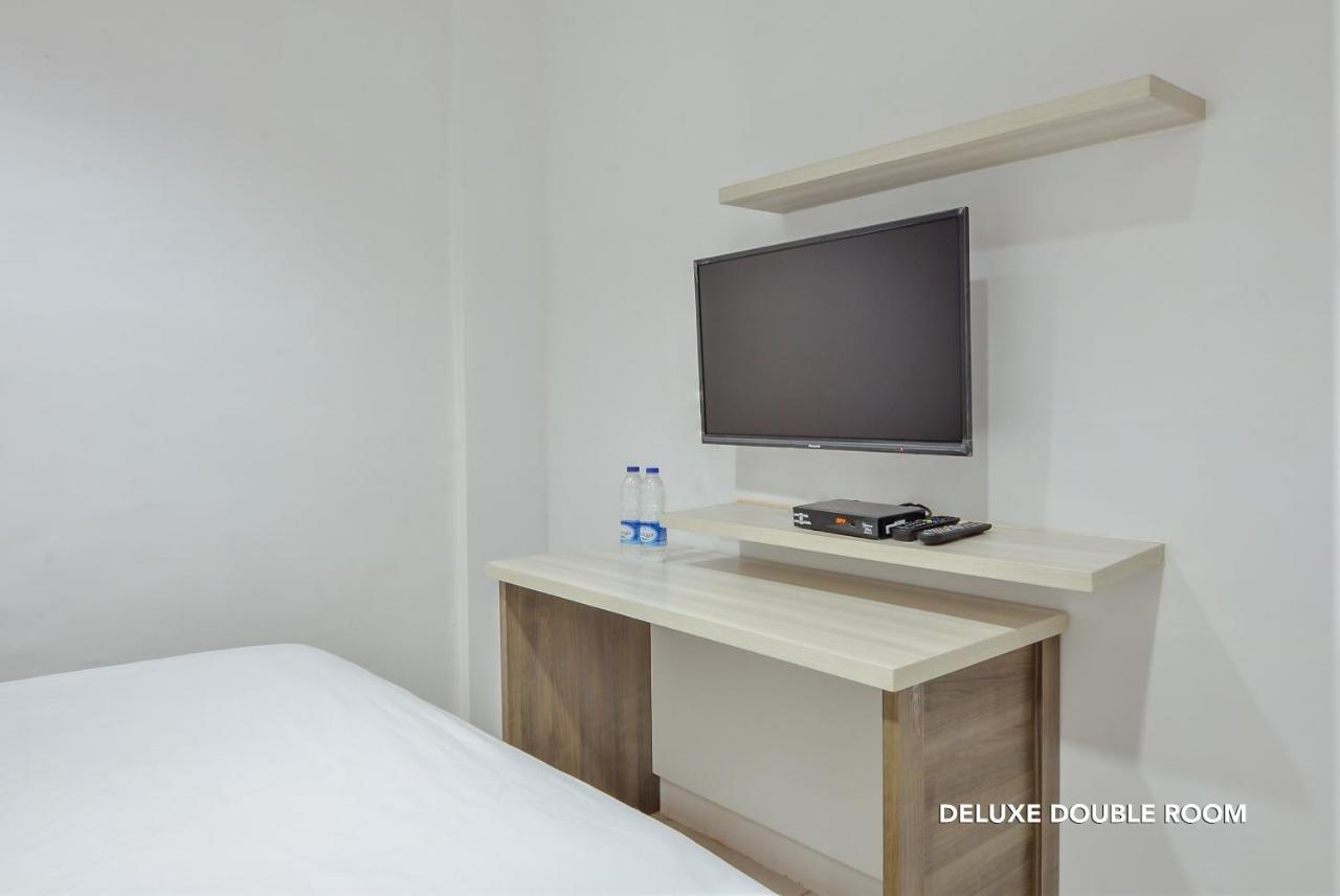 Klinpod Hotel Jakarta Buitenkant foto