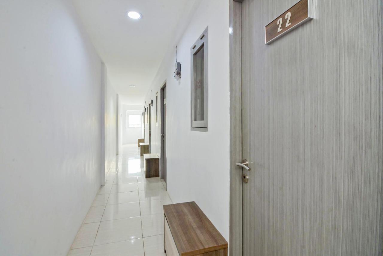 Klinpod Hotel Jakarta Buitenkant foto